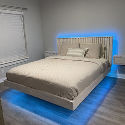 Floating Platform Bed w/ Nightstands 