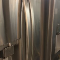 ✅ Refrigerators for Sale – LG & Samsung French Door 💲 $450–$600 depending on model and size