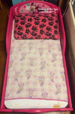Minnie Mouse Bed & Mattress