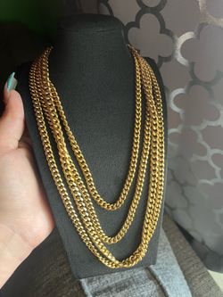 Gold Necklaces/Chains