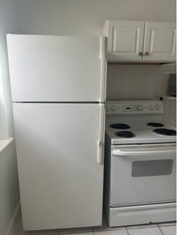 Refrigerator  stove