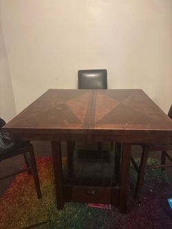 Dining room table