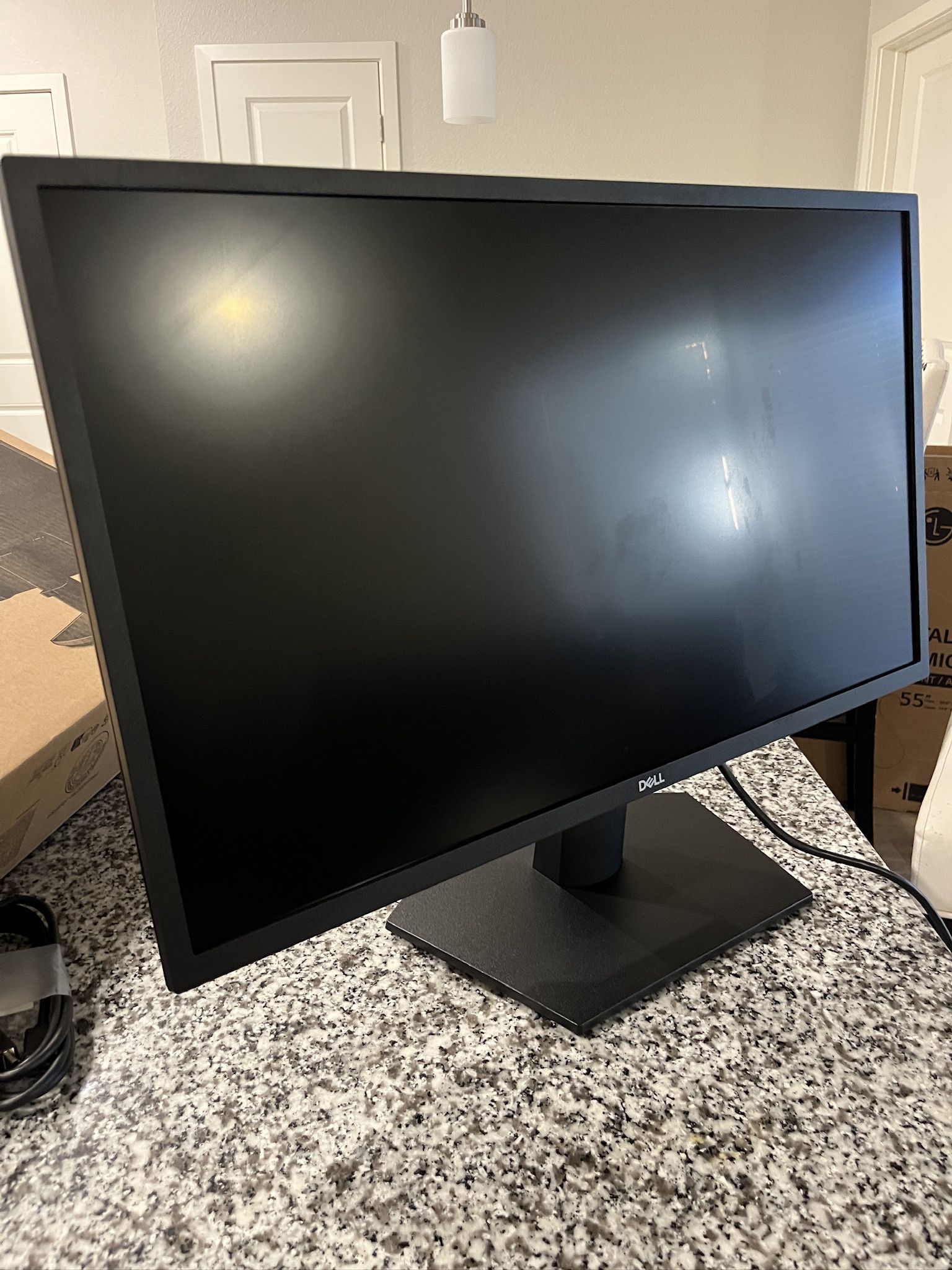 DELL COMPUTER MONITOR 27 “ INCH