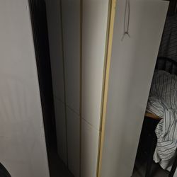 Large White Dressor