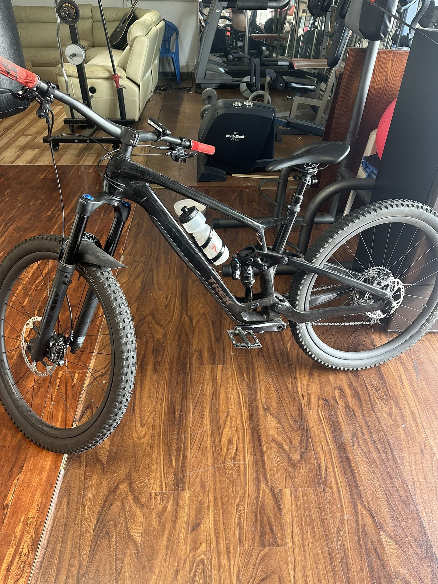 Carbon Mountain Bike Trek Fuel Ex 9.8 Xt