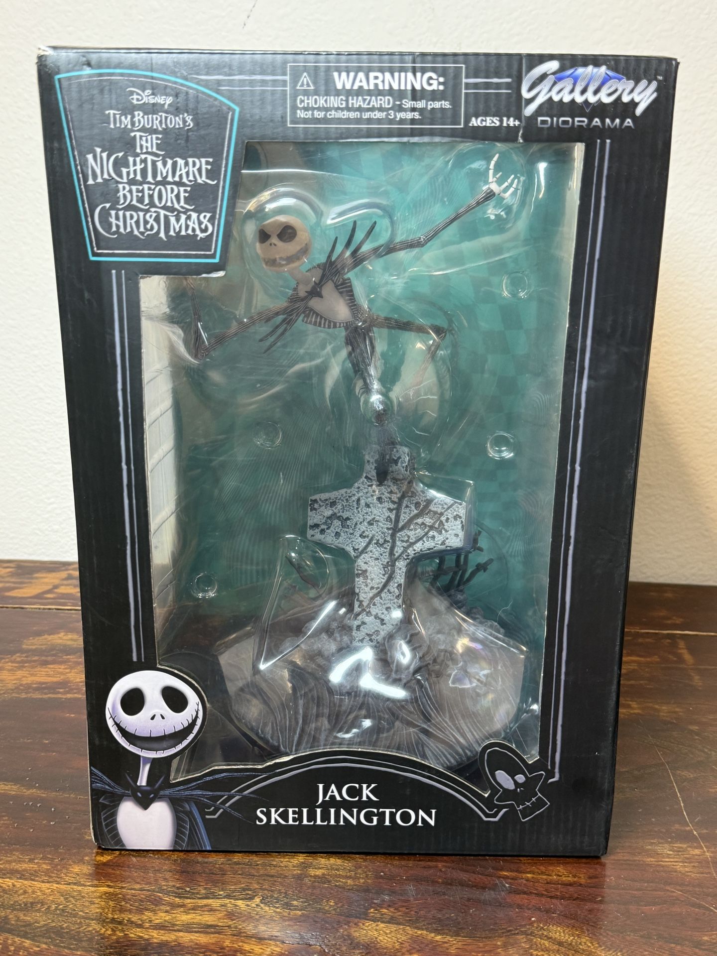 Nightmare Before Christmas JACK SKELLINGTON Diamond Select Action Figure