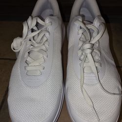 MENS Nike Promina. Size 13