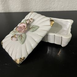 Vintage Porcelain Trinket Box