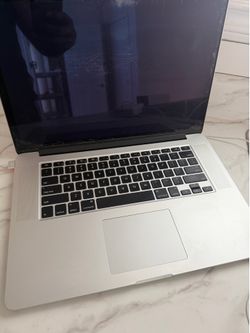 Apple MacBook 15 ' with Retina Excellent condition