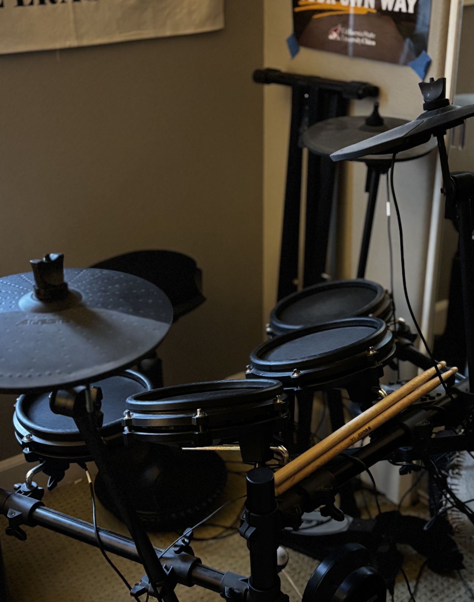 ALESIS NITRO MESH DRUM KIT 8 PIECE