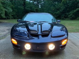 2002 Pontiac Trans Am - v8 Ram Air