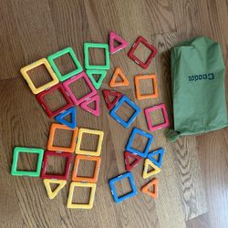 Magnetic Tiles 