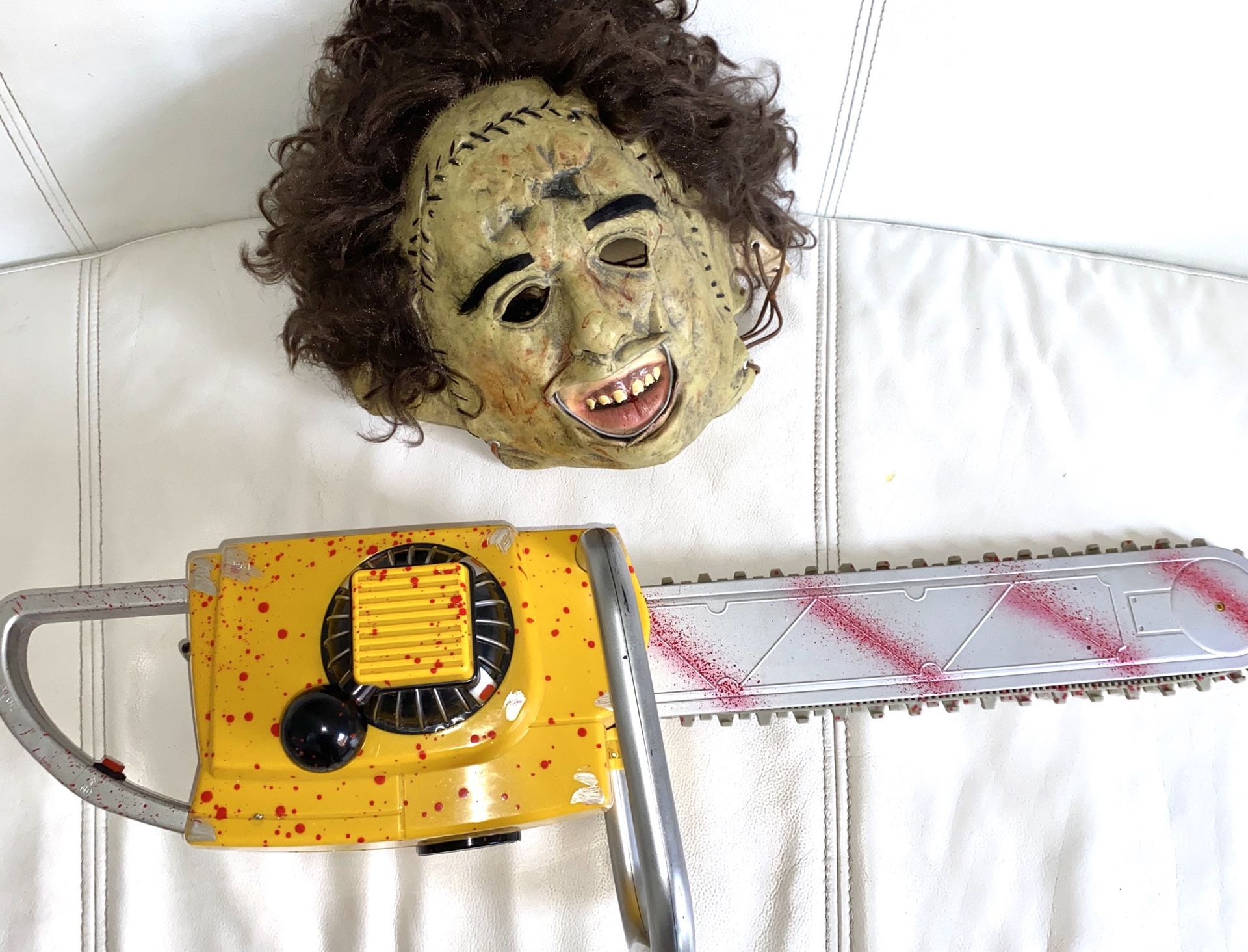 Leather face Halloween mask includes Toy bloody chainsaw