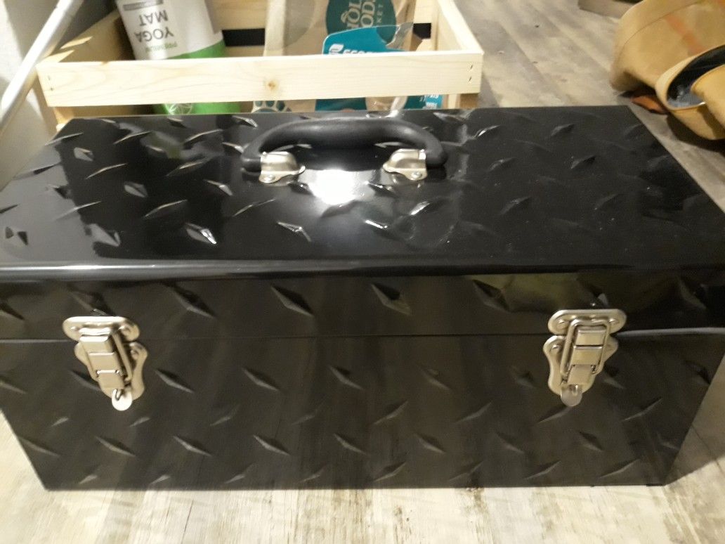 Husky tool box