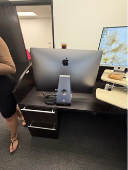 Apple Monitor