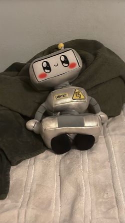 Lanky box robot