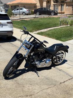 2002 Harley David softail  standard