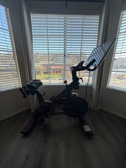 Peloton Bike – Fully Working – $450 OBO