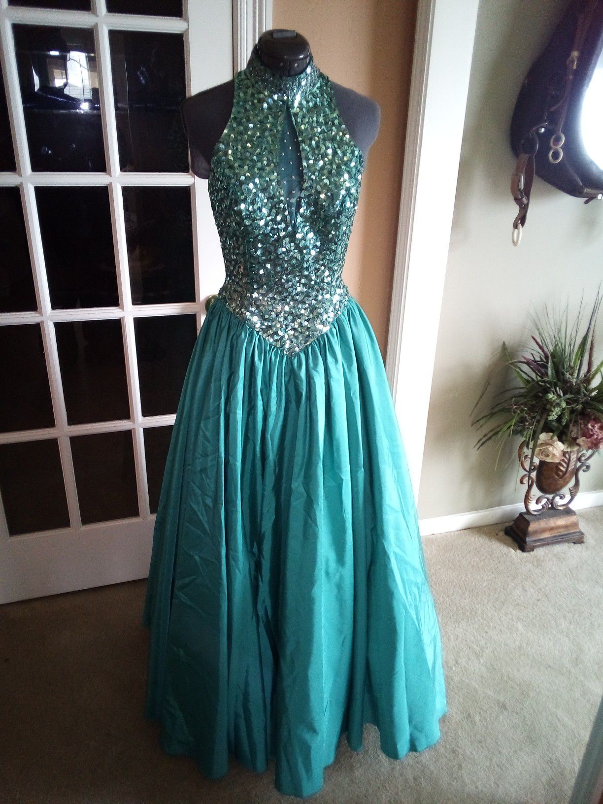 Mike Bennet Full length Formal/Prom/ Evening Dress size 12 Teal Green,