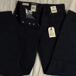 BRAND NEW LEVI JEANS