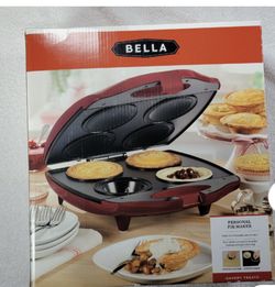 Pie Maker By Bella