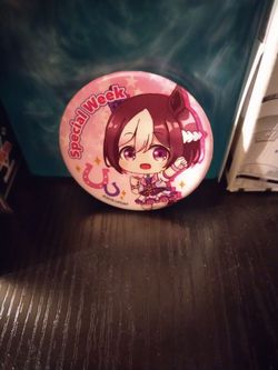 Anime pins