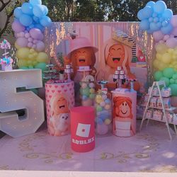 Roblox Party Decor 