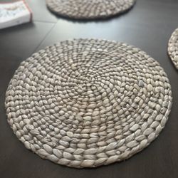 Natural round placemats set of 6