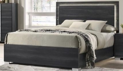 NEW KING SIZE LED BED WITH MATTRESS AND BOXSPRING INCLUDING FREE DELIVERY PAY ON DELIVERY