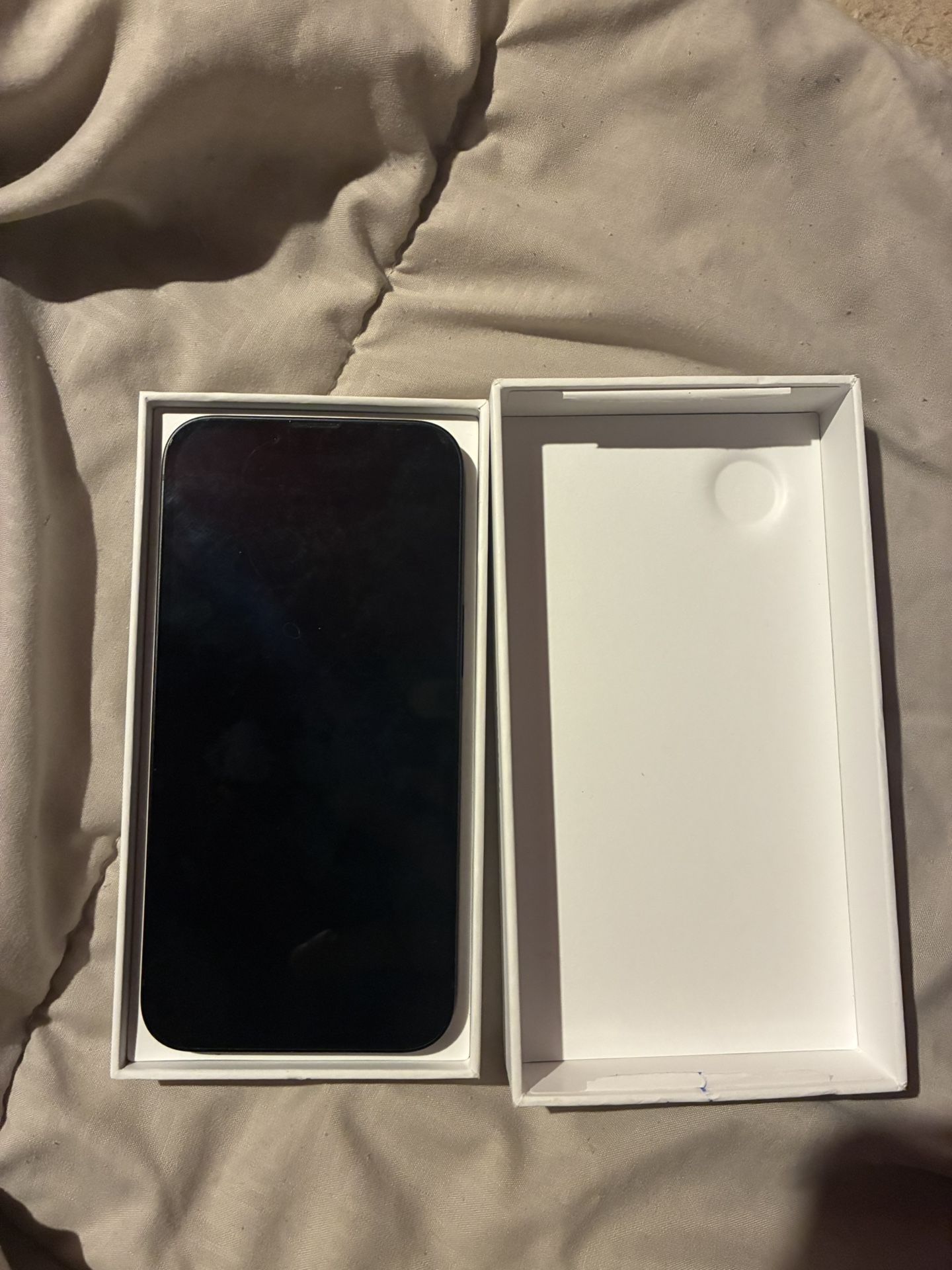 I Phone 16 E Brand New