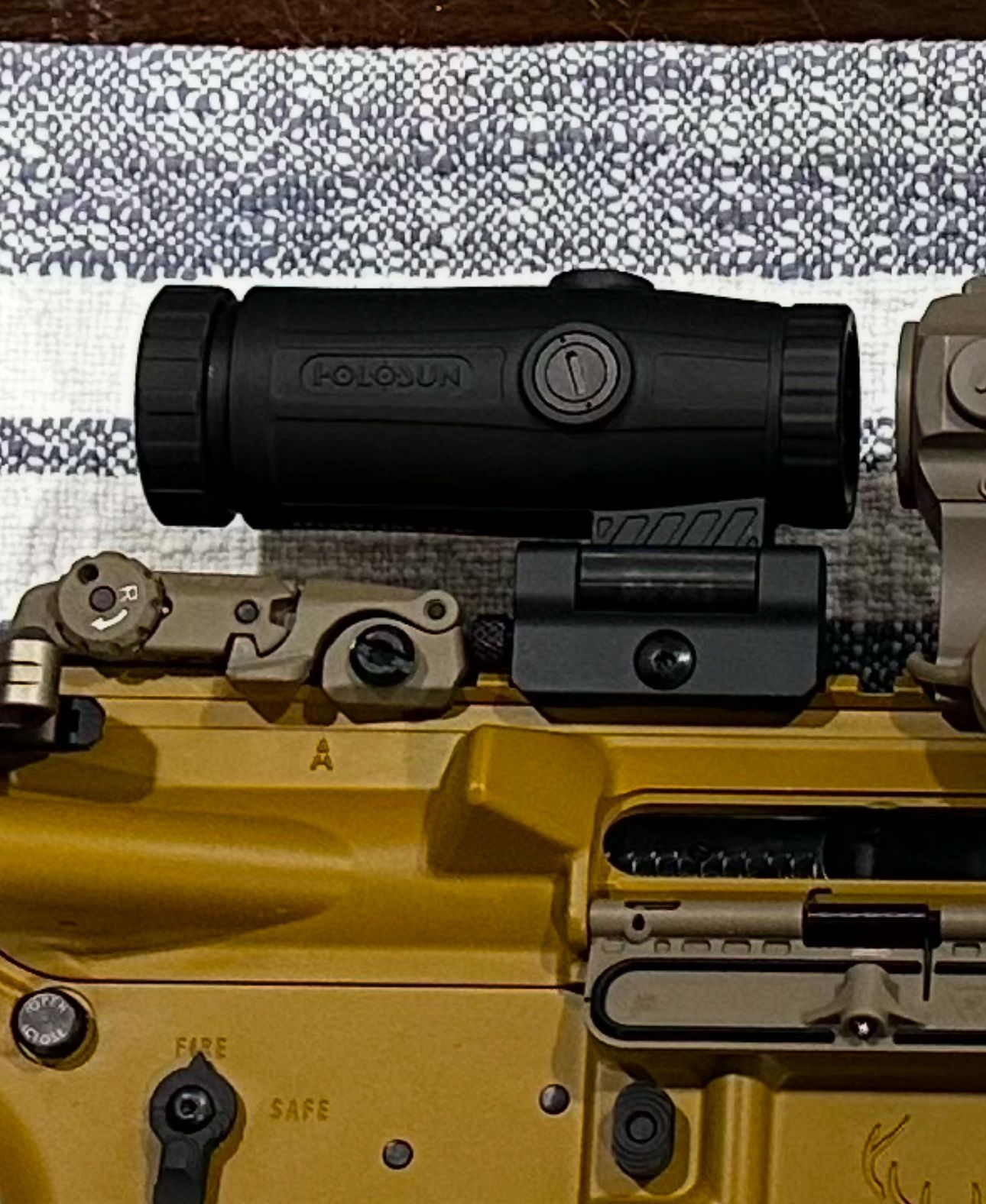 Holosun Hm3x Magnifier