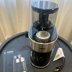 Braun Coffee Grinder (Like New)