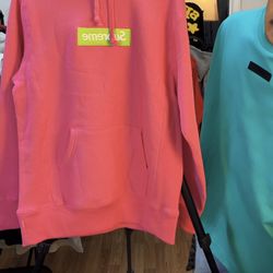 Supreme Hoodie Brand New Mens Medium 