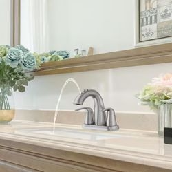 Glacier Bay Nadina 4 in. Centerset Faucet