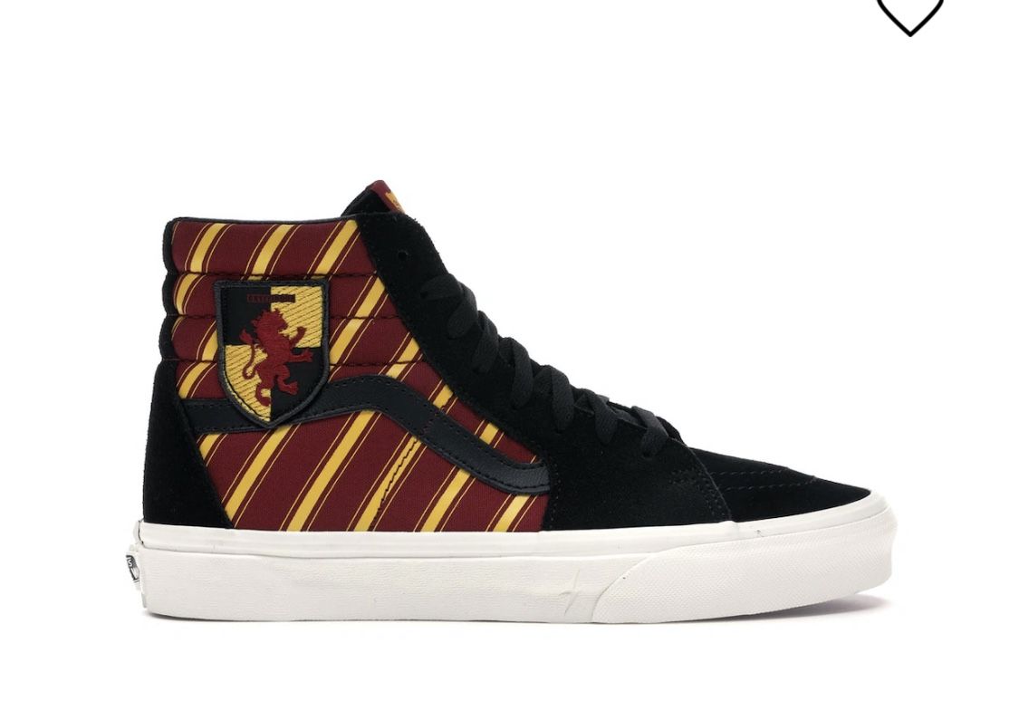 Vans Sk8-Hi Harry Potter Gryffindor/Multicolor Sneakers  Little kids SIZE 13c  Worn like new just a few spots that can be wiped off with a cloth and w