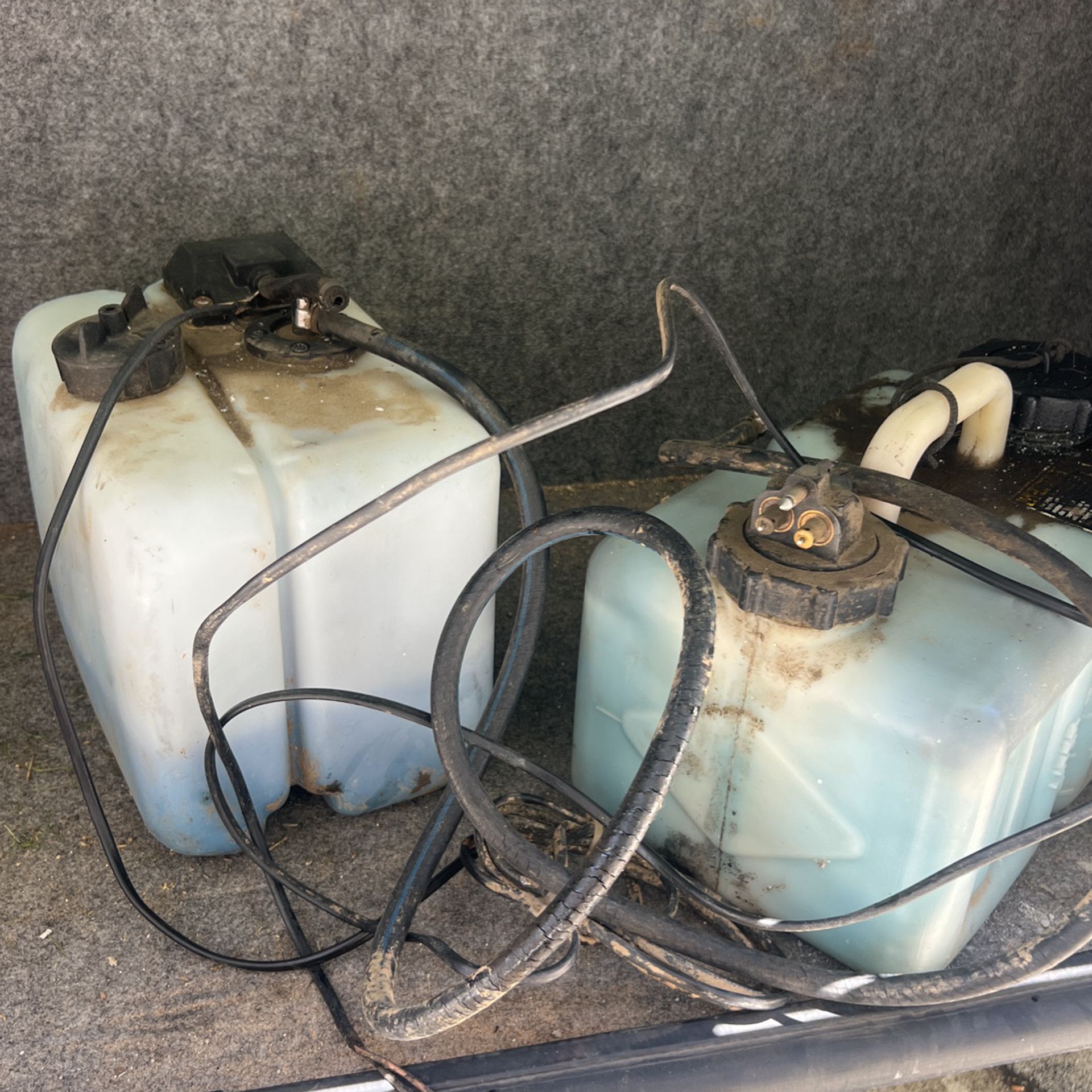 2 Oil Tanks For Outboards