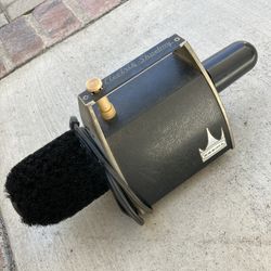 Shoe Polisher