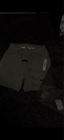 Dark Oat Essentials Shorts Size XL