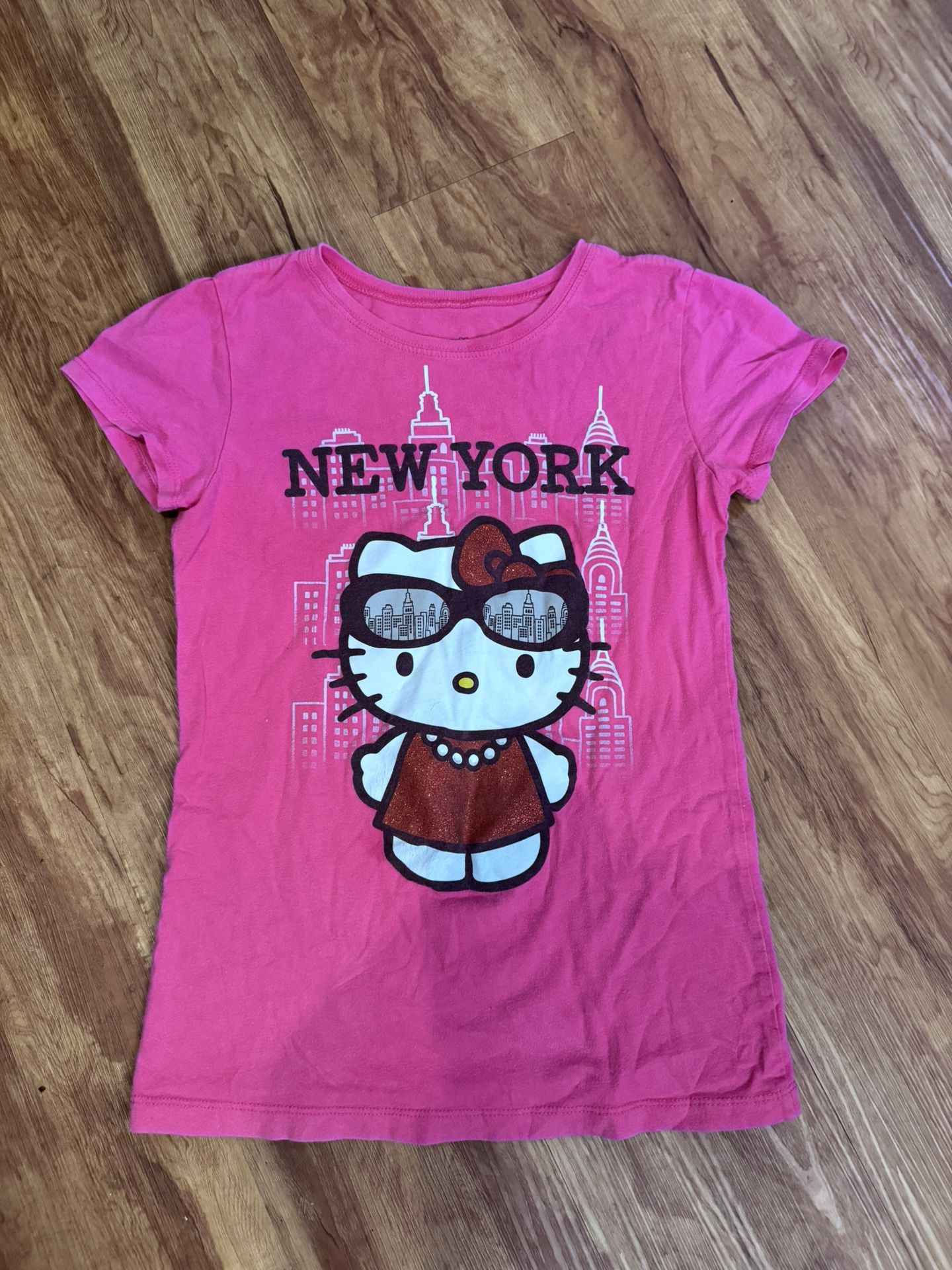 Hello Kitty Girls Kids Shirt size Large 10/12 T-Shirt Sanrio Pink short sleeve s