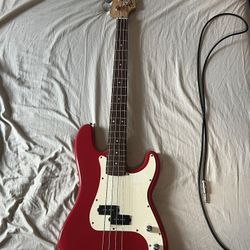 🎸 Squier P-Bass + 2 Amps Bundle – Ready to Play! 🎶 PICK UP FOR TODAY