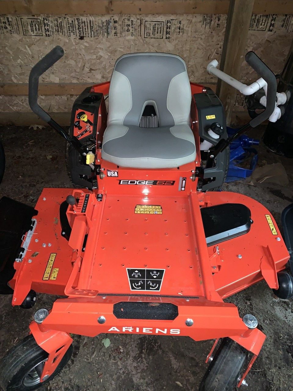 Ariens Edge 52 in Kawasaki Riding Lawn Mower