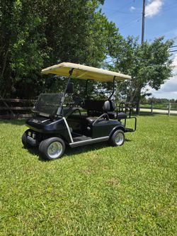 Club Car Golf Cart Gasoline Powered engine runs and drives great