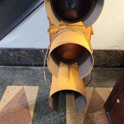 OLD TRAFIC LIGHT