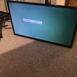 LG Flat tv 33 Inches With Wall Mount 