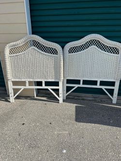 2 Headboard 