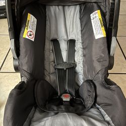 Babytrend Infant Carrier