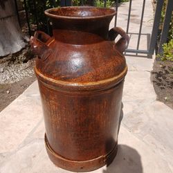 Metal yard art