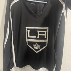 LA Kings Hockey jersey Size Large
