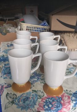 Cute little chocolate cups Or coffee!!