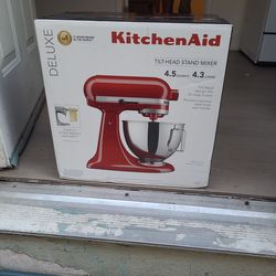 Deluxe tilt head stand mixer Kitchen maid